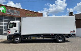 Quarta-Fahrzeugbau Koffer_Aufbau-Kamerasystem Toter_Winkel