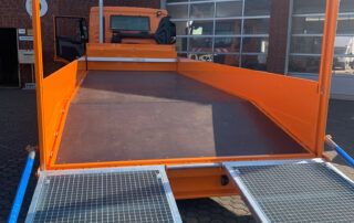 Quarta Fahrzeugbau Pritsche Heckabschraegung Rampen Bagger Rasenmaeher_Transport