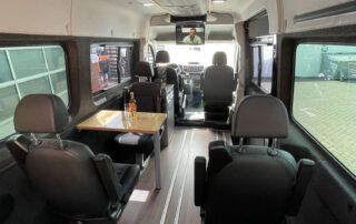 Quarta-Fahrzeugbau Transporter Luxus_Ausstattung Entertainment