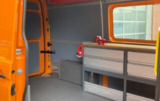 Quarta-Fahrzeugbau Werkstatt Innenausbau Langgutwanne