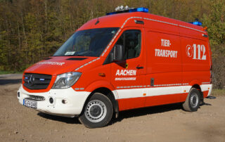 Blaulichtfahrzeug mit Tetra Funk